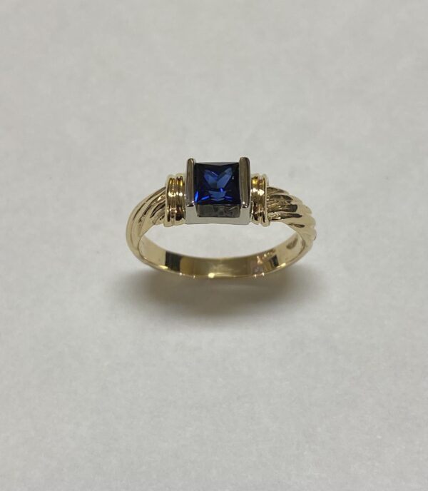 14K White and Yellow Gold Blue Sapphire Ring