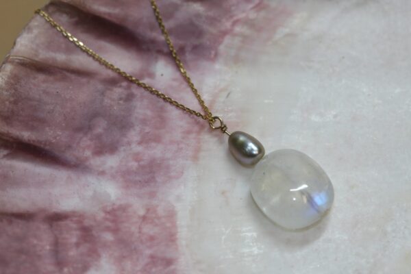 14K Moonstone and Pearl Necklace