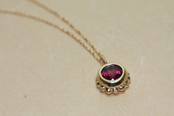 Garnet w/ Diamond Gold Pendant